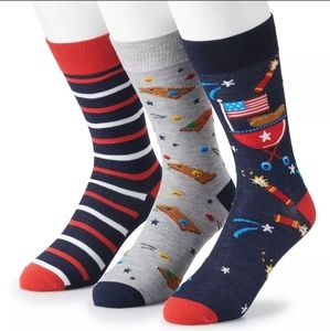 3 Pair Croft & Barrow Socks, USA